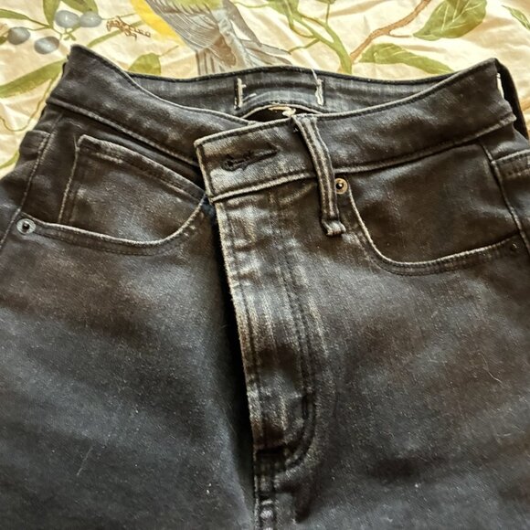 Black skinny jeans midrise, youth size Pacsun - frayed hem preloved - Picture 5 of 6